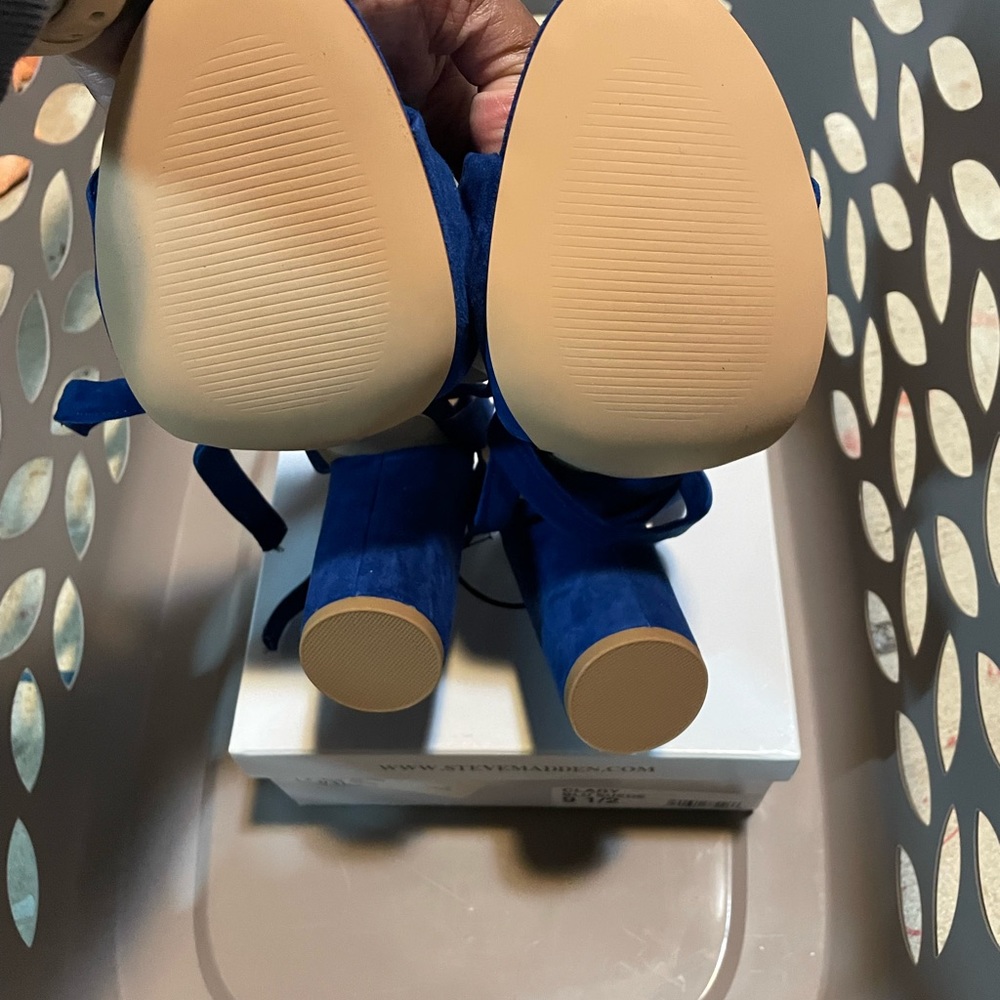 Steve Madden Blue Suede Tie-up Heeled Sandals